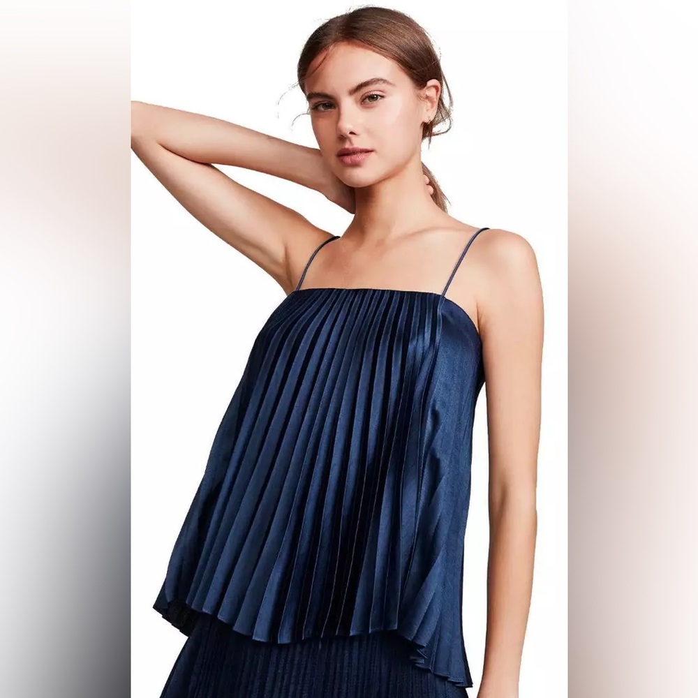 Vince Accordion Pleated Cami Top Navy Blue size M